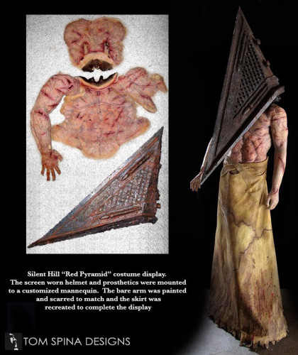 Custom mannequin display Silent Hill Pyramid Head Costume