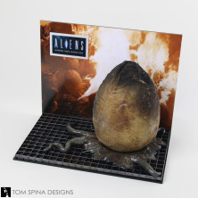 1986 aliens egg movie prop in custom display