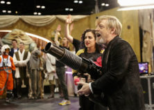 Mark Hamill t-shirt cannon